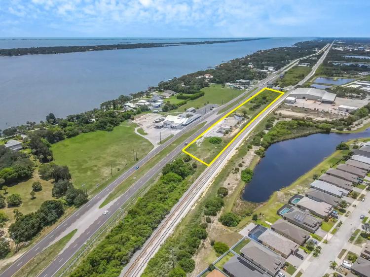 SPACE COAST FLORIDA 2.6+- ACRES COMMERCIAL US 1 1,339+- Great Traffic Counts