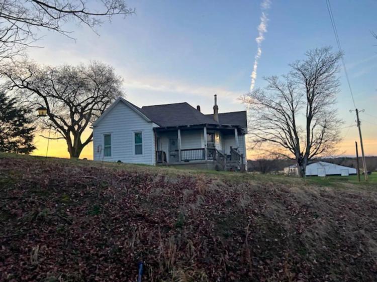 House with 4 +/- Acres Clark County, Indiana Tract 7