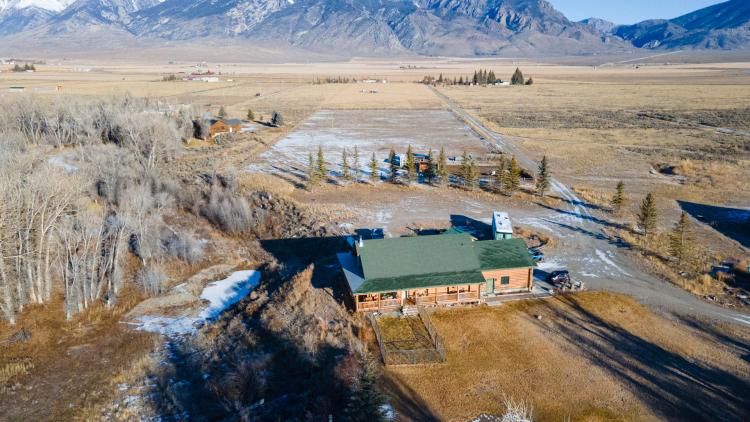 Mackay , Idaho 33 Acre Ranch