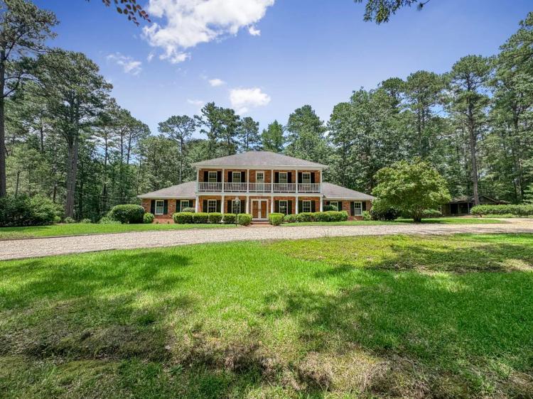 Large Family Home for Sale in Pike County MS